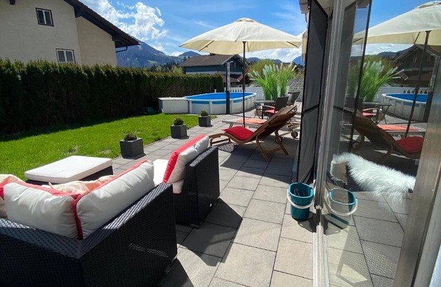 Appartement "Modernes Alpenapartment" avec vue sur les montagnes, piscine privée et Wi-Fi
