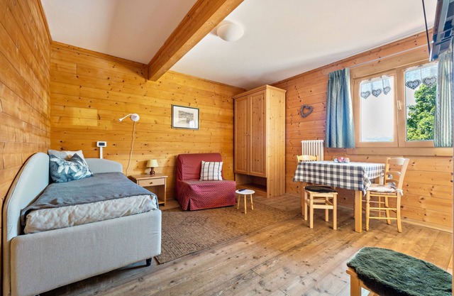 Appartement "Monte Altissimo" avec vue sur les montagnes, terrasse partagée et Wi-Fi