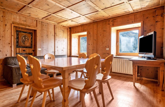 Appartement 'Muncion Apparte' avec vue sur la montagne et jardin partagé