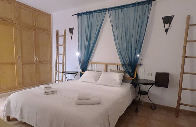 APPARTEMENT PRÈS DE LA PLAGE IDÉALE DE FAMARA POUR COUPLES OU FAMILLES AVEC ENFANTS