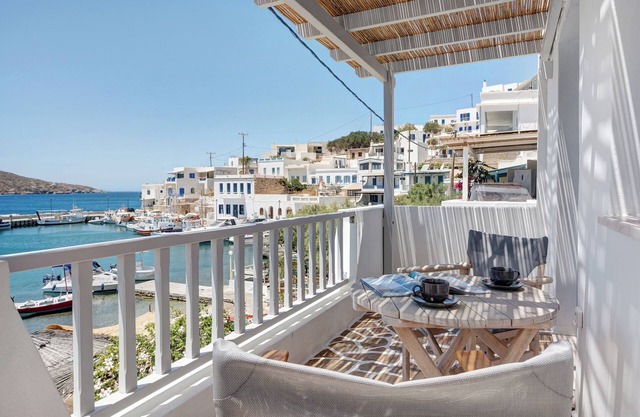 Appartement 'Nicolas House 4' avec vue sur la mer, Wi-Fi et climatisation