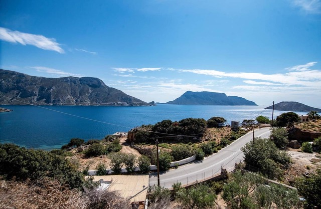 Appartement "Nik Psaras House" avec vue sur la mer, Wi-Fi et climatisation