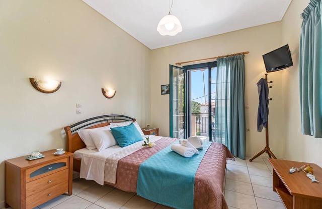 Appartement "Nikoleta 1" avec vue sur la mer, terrasse et Wi-Fi.