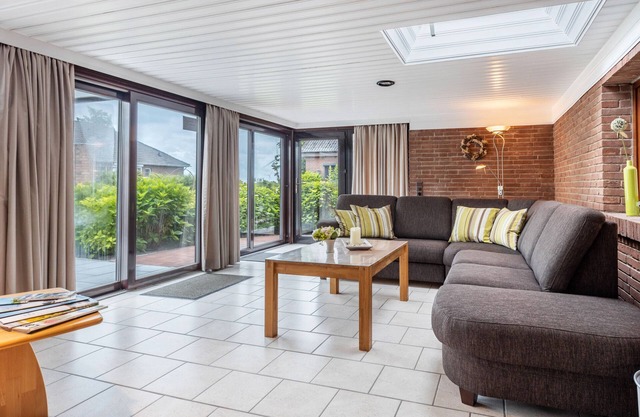 Appartement "Nordseewind" avec terrasse partagée, jardin privé et Wi-Fi