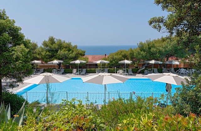 Apartment 'Oasi Verde' with Sea View, Wi-Fi and Air Conditioning