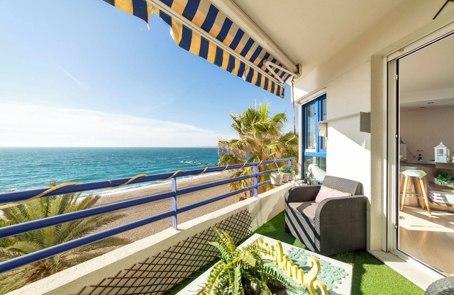 Appartement "Ocean Views, Paseo Marítimo" avec Terrasse & Wi-Fi