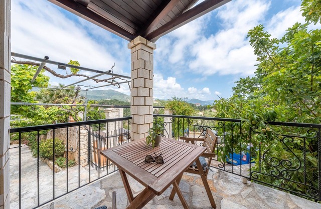 Appartement 'Old Manor Cottage House 5' avec Wi-Fi et climatisation