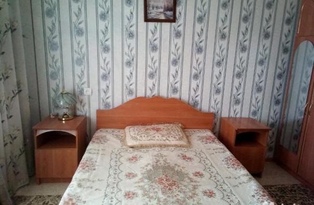 Apartment on Cherokmanova 17