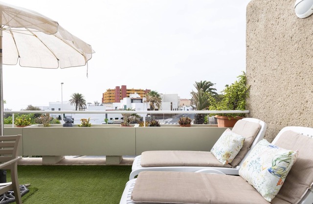 Appartement sur la plage, espace de travail et parking privé - PillowAbroad