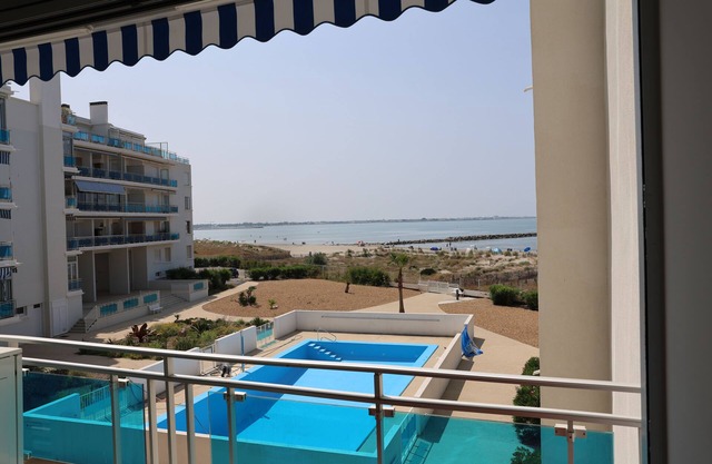 Apartment on the beach
