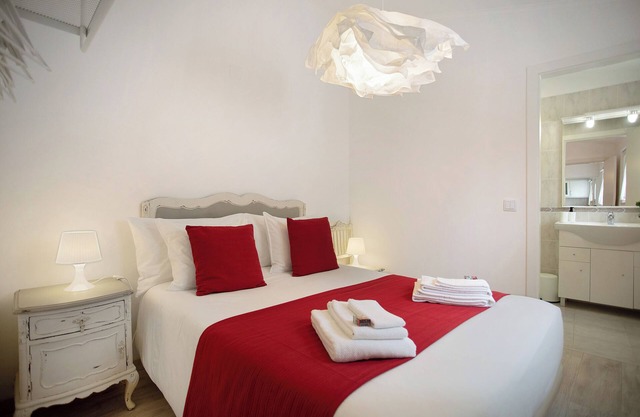 Appartement 'Páteo Da Várzea 5' avec jardin partagé et Wi-Fi