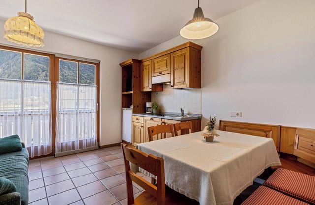Appartement 'Peintenhof Typ D' avec vue sur les montagnes, balcon et Wi-Fi