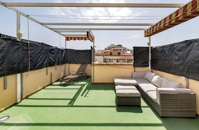 Appartement "Penthouse" avec terrasse privée, Wi-Fi et climatisation