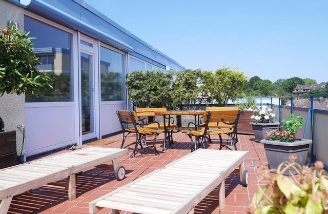 Appartement "Penthouse Laboe" avec vue sur la mer, terrasse privée et Wi-Fi