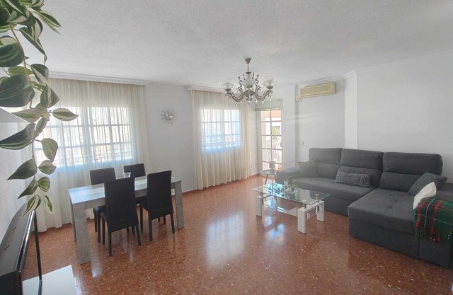 Apartment 'Piso Mar y Sol' with Sea Views, Private Terrace and Air Conditioning