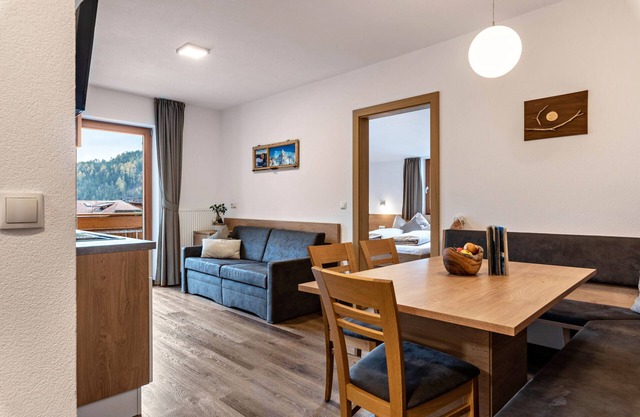 Appartement "Pramstaller Panorama" avec vue sur les montagnes, Wi-Fi, balcon et jardin