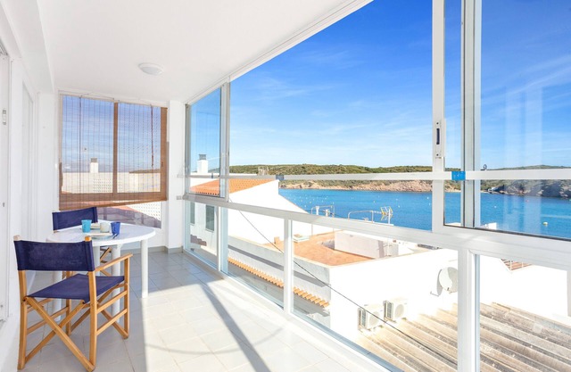 Appartement 'Preciosas Vistas En Es Grau' avec terrasse privée, Wi-Fi et climatisation