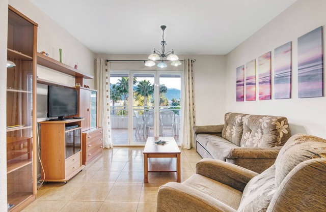 Appartement "Puerto Romano" avec vue sur les montagnes, piscine partagée et Wi-Fi.