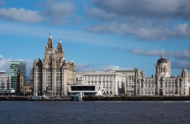 Appartement - calme, spacieux, moderne, accès facile à LIVERPOOL
