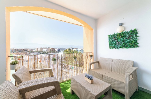 Appartement "Residencial Fénix" avec piscine partagée, terrasse et Wi-Fi