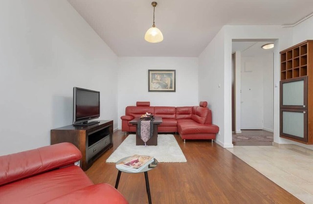 Apartment Rzymowskiego | near airport | parking