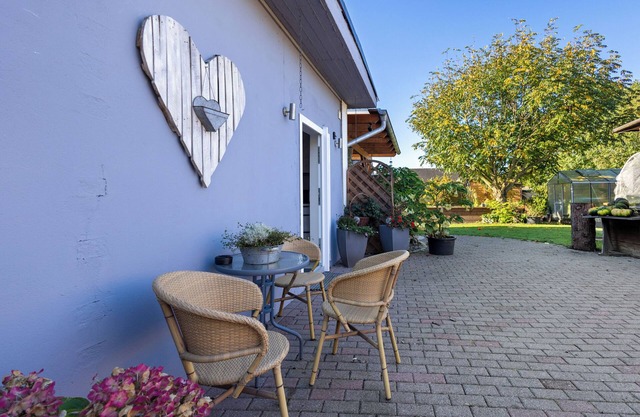Appartement 'Süsse 2 Zimmerwohnung' avec terrasse privée et Wi-Fi