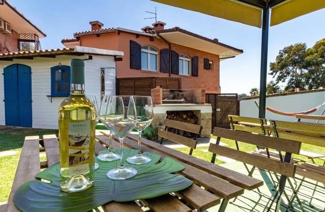 Appartement 'Sa Domu Manna' avec vue sur la mer, terrasse, jardin partagé et Wi-Fi