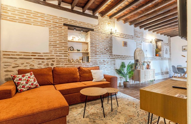 Apartment San Bartolomé Albaicin. Parking included
