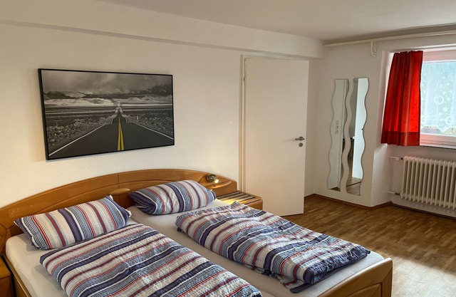 Appartement "Schöne Aussicht" avec vue sur les montagnes, terrasse partagée et Wi-Fi