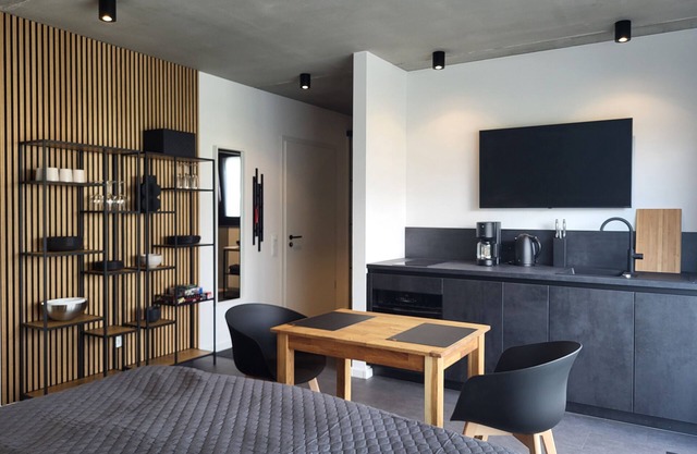 Apartment 'Schlossterrassen 8b' with private terrace, shared garden and Wi-Fi
