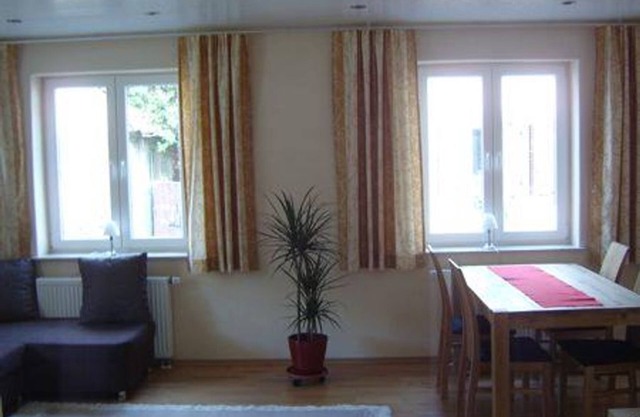 Appartement, douche, WC, 1 chambre - rez-de-chaussée - appartement Gödel