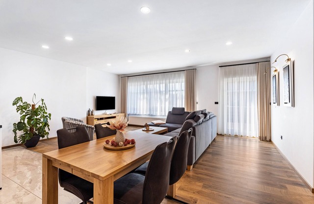 Appartement "Sophie Stecker" avec vue sur les montagnes, terrasse privée et Wi-Fi