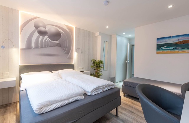 Appartement-Standard-Salle de bain privée séparée-Vue sur Parc-Zimmer 201