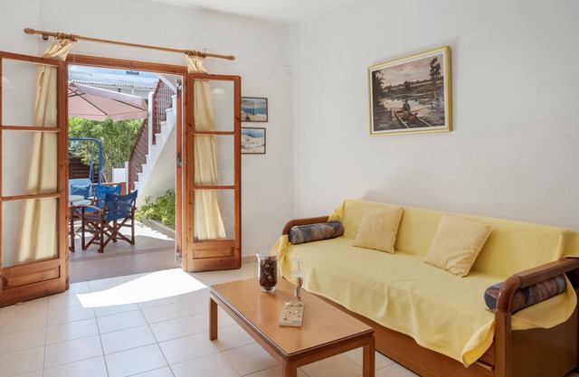 Appartement 'Studios Asterias 2' avec terrasse partagée, Wi-Fi et climatisation