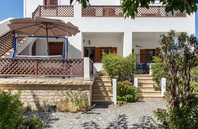 Appartement 'Studios Asterias 3' avec terrasse partagée, Wi-Fi et climatisation