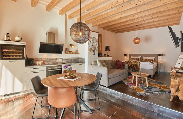 Appartement-Supérieure-Salle de bain privée séparée-Terrasse-Rochter Kammer