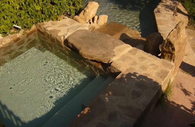 Apartment 'Suite' with Mountain View, Shared Pool and Wi-Fi