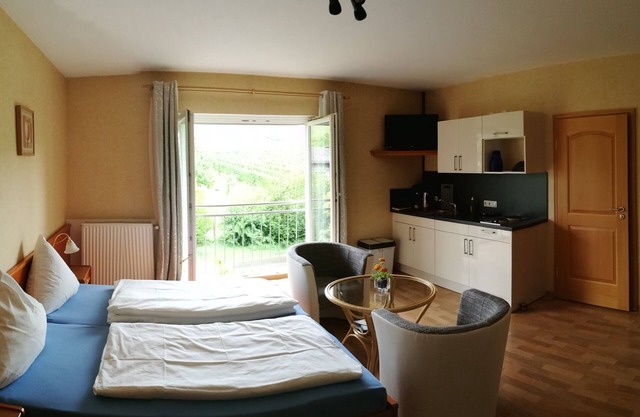 Appartement-Supérieure-Salle de bain privée séparée-Blick auf die Weinberge 4