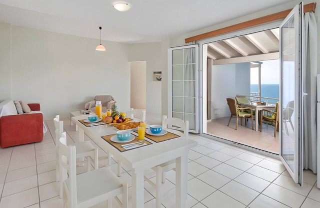 Appartement "supérieur" avec vue sur la mer, Wi-Fi et climatisation