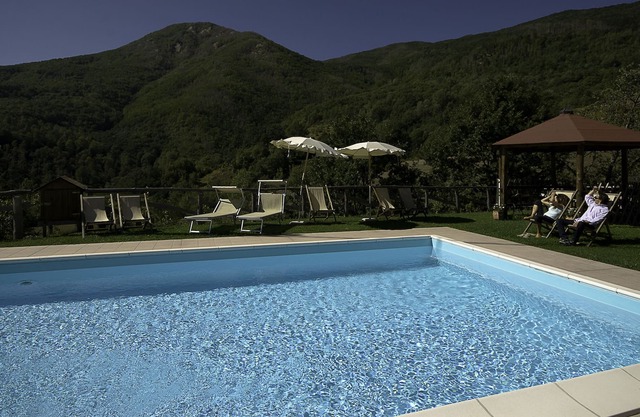 Appartement entouré par la campagne toscane et avec une piscine chauffée