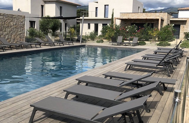 Appartement climatisé de 45 m² avec terrasse 30 m² Proche baie de Saint-Cyprien