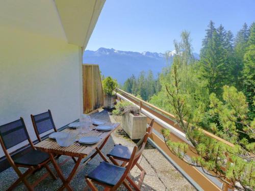 Apartment Terrasse Des Alpes 917 by Interhome