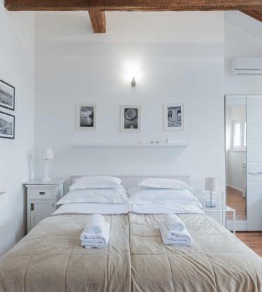 Apartment The Charm