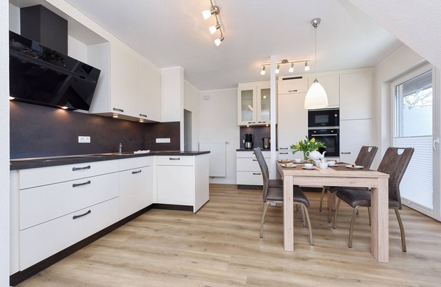 Appartement en haut à gauche - Maison tombée ancre