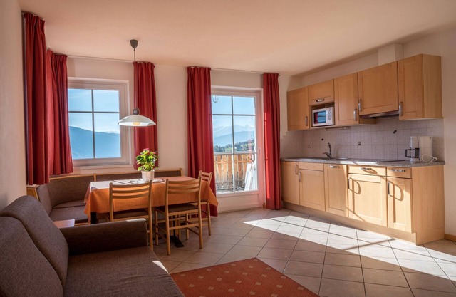 Appartement "Treyer 1 Typ B" avec vue sur les montagnes, Wi-Fi, balcon et jardin