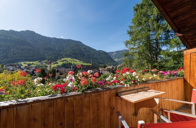 Wonderful Apartment "Tradizionale I Rondula" with Mountain View, Wi-Fi & Balcony; Parking Available