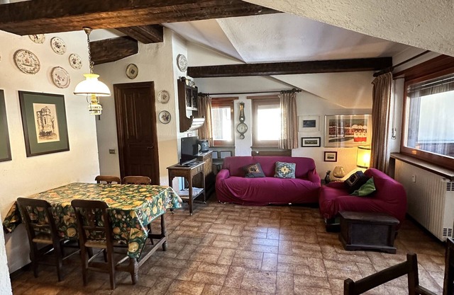Appartement 'Trilocale Einaudi Bardonecchia' avec balcon et Wi-Fi