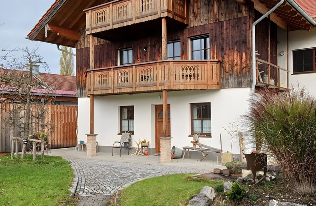 Appartement "Untersbergblick" avec vue sur les montagnes, balcon et Wi-Fi