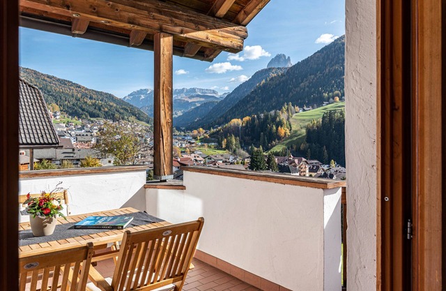 Appartement "Villa Erina A" avec vue sur les montagnes, terrasse & Wi-Fi