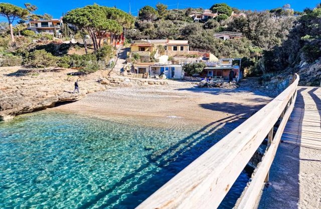 Appartement "Villa Galtea" avec vue sur la mer et terrasse privée.